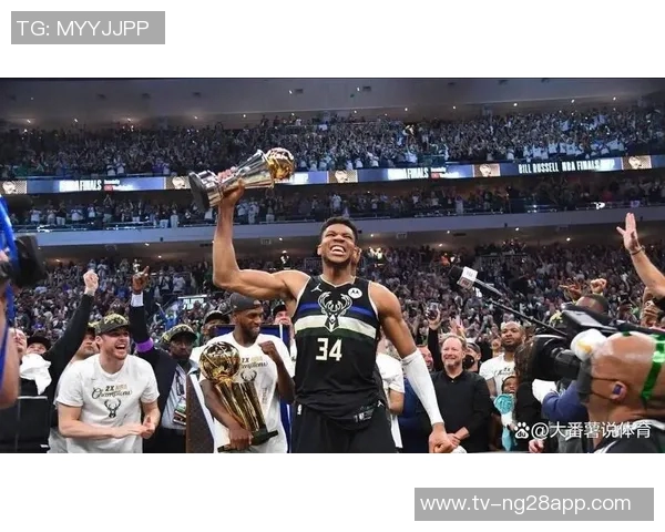 字母哥荣膺五大荣誉成就欧锦赛季军总冠军NBA杯双料MVP与DPOY三兄弟同队共创辉煌 字母哥荣膺五大荣誉成就欧锦赛季军总冠军NBA杯双料MVP与DPOY三兄弟同队共创辉煌